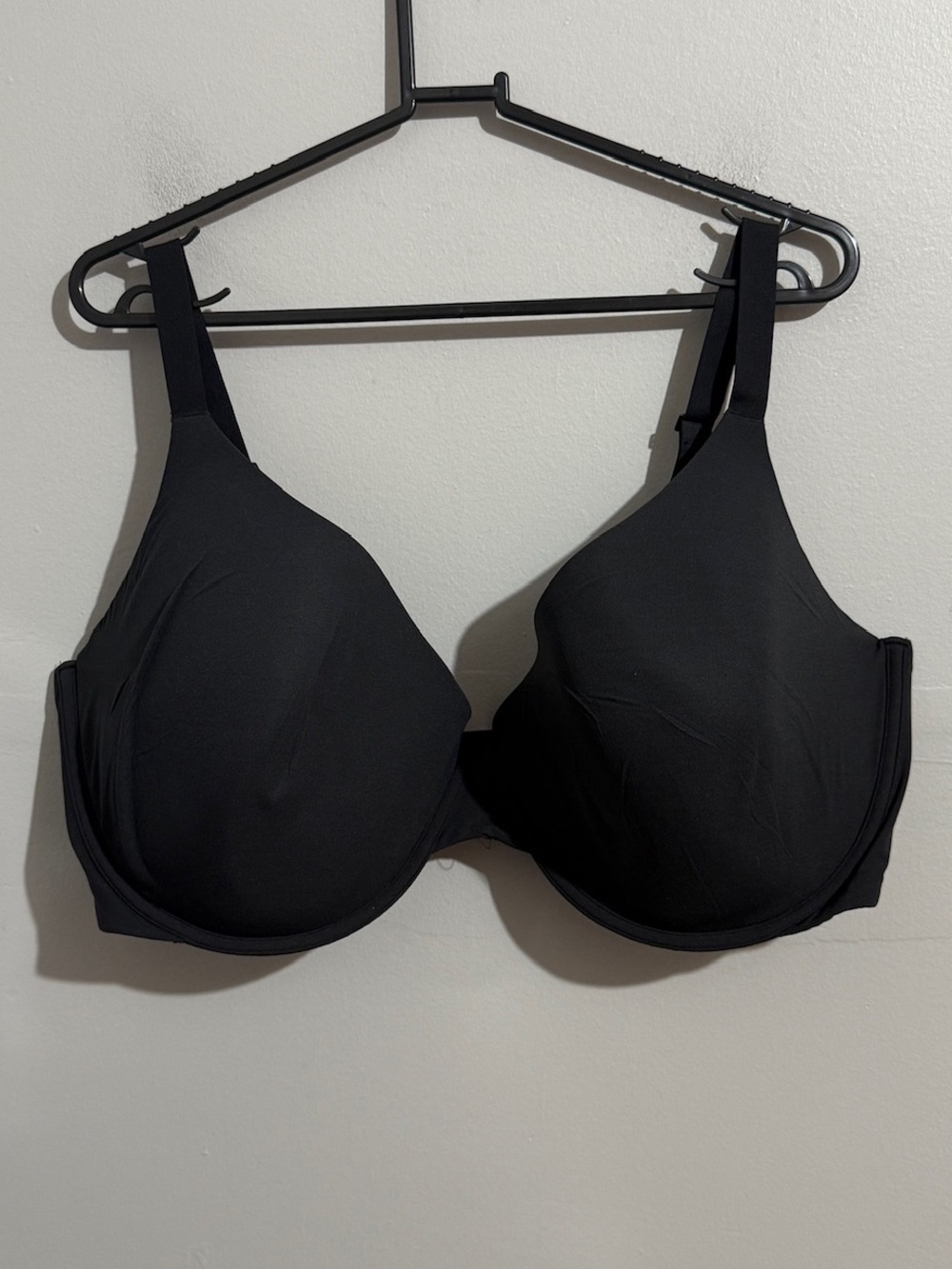 SKIMS Bra Womens 44H Black Underwire Molded Cup T Shirt Full Coverage 44 H